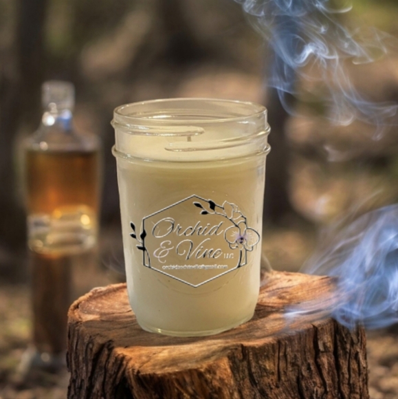 Orchid & Vine Handcrafted Premium Soy Wax Hand Poured Jar Candle 8 oz Long Burn - Picture 2 of 2
